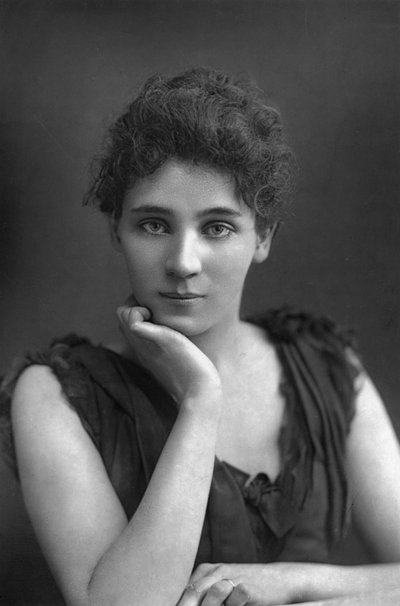 Elizabeth Robins, attrice americana, drammaturga, romanziera e suffragetta da William and Daniel Downey