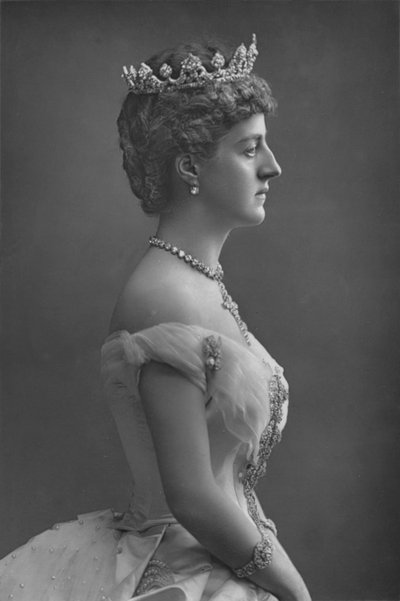 La Marchesa di Londonderry, c1891 da William and Daniel Downey