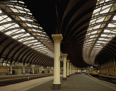 Vista della Stazione Centrale di York progettata dagli architetti William Peachy e Thomas Prosser (XIX secolo) da William and Prosser Thomas Peachy