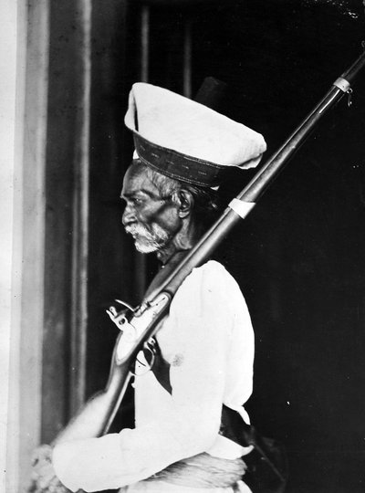 Sepoy indiano, c.1870s da Willoughby Wallace Hooper
