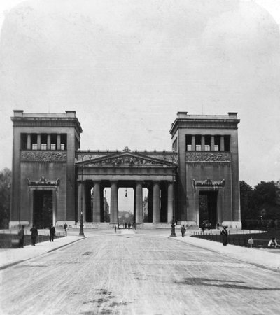 Propilei, Monaco di Baviera, Germania, c1900 da Wurthle and Sons