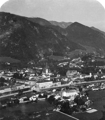 Valle di Trauntal, vicino a Bad Ischl, Salzkammergut, Austria, c1900 da Wurthle and Sons