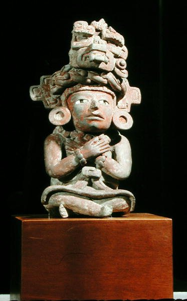 Urna funeraria a forma della dea zapoteca dei 