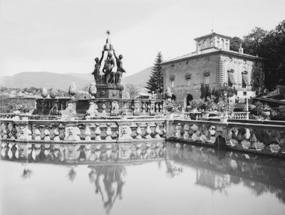 Fontana principale della Villa Lante a Bagnaia, nei pressi di Viterbo da Henry Charles Fehr
