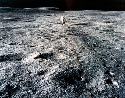 Volo spaziale con equipaggio, USA, Apollo 14 astronauta Edgar Mitchell sulla Luna da Frederick (attr. to) Barnard