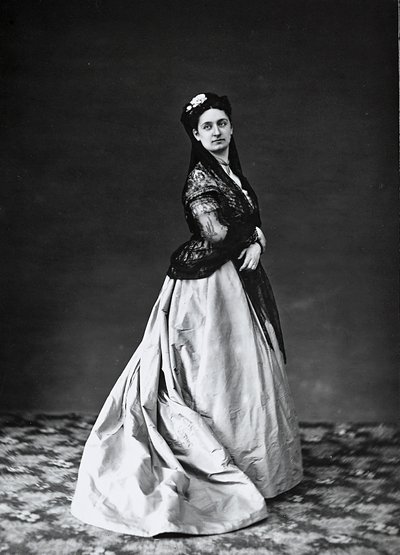 Ritratto di donna con scialle da Henry Charles Fehr