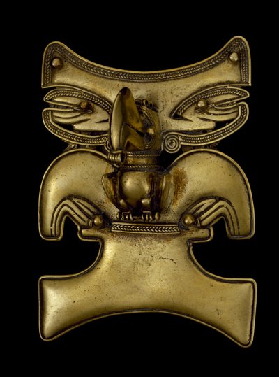 Pendente di uno Sciamano Trasformato in un Tucano da culture Tairona