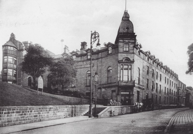 Buxton: Peak Hydropathic da (after) English photographer