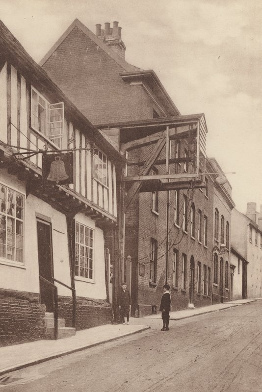 Woodbridge, Suffolk: Vecchia macchina per pesare da (after) English photographer