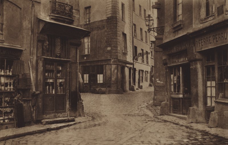 Angolo delle rue Fromentel, Saint-Hilaire, Jean-de-Beauvais e impasse Charretiere nel 1866 da (after) French Photographer