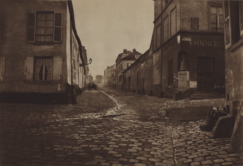 La rue du Cendrier, quartiere Saint-Marcel da (after) French Photographer