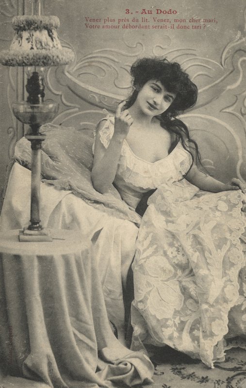 Ragazza che chiama da French Photographer