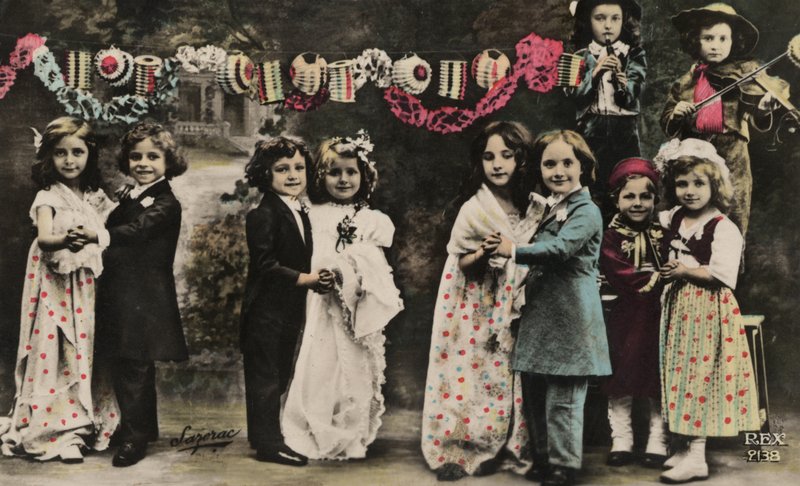 Bambini che ballano da French Photographer
