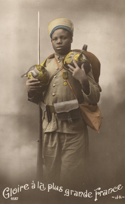 Soldato senegalese da French Photographer