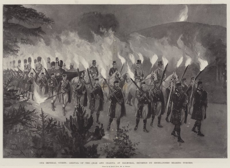 I nostri ospiti imperiali, arrivo dello Zar e della Zarina a Balmoral, scortati da Highlanders con torce da Amedee Forestier