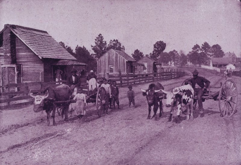 Una scena di villaggio di felice contentezza in Virginia da American Photographer (after)