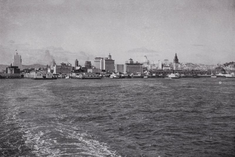 California: Skyline di San Francisco, da un traghetto della Southern Pacific da American Photographer (after)