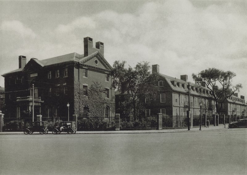 Università di Harvard: Phillips Brooks House; Mower Hall, Dormitorio; Lionel Hall, Dormitorio da American Photographer (after)
