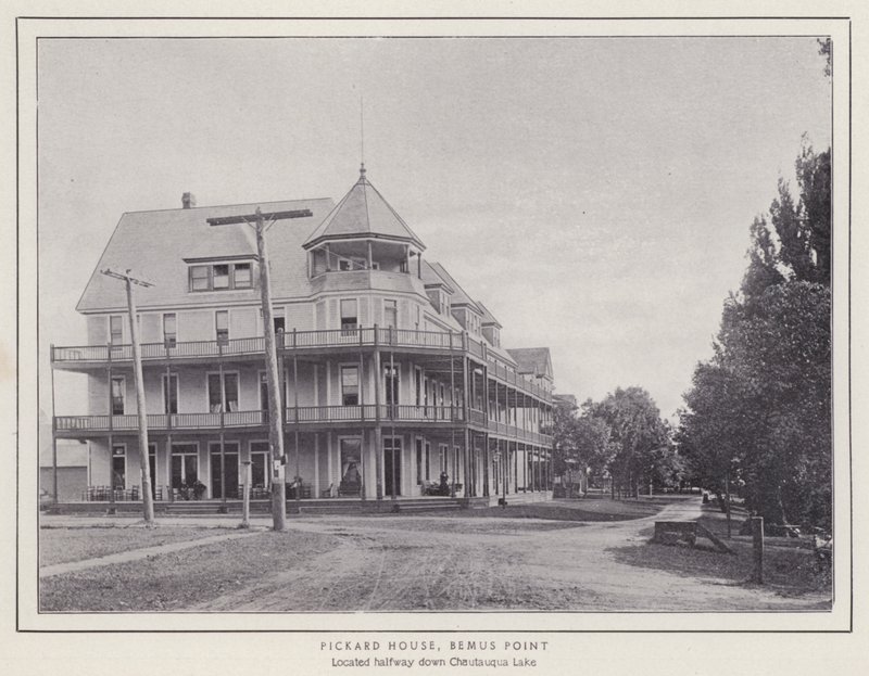 Jamestown, NY: Pickard House, Bemus Point da American Photographer (after)
