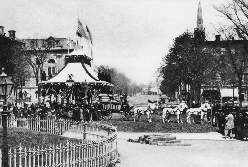 Camera ardente, Presidente Abraham Lincoln, Cleveland, Ohio, aprile 1865 da American Photographer (after)