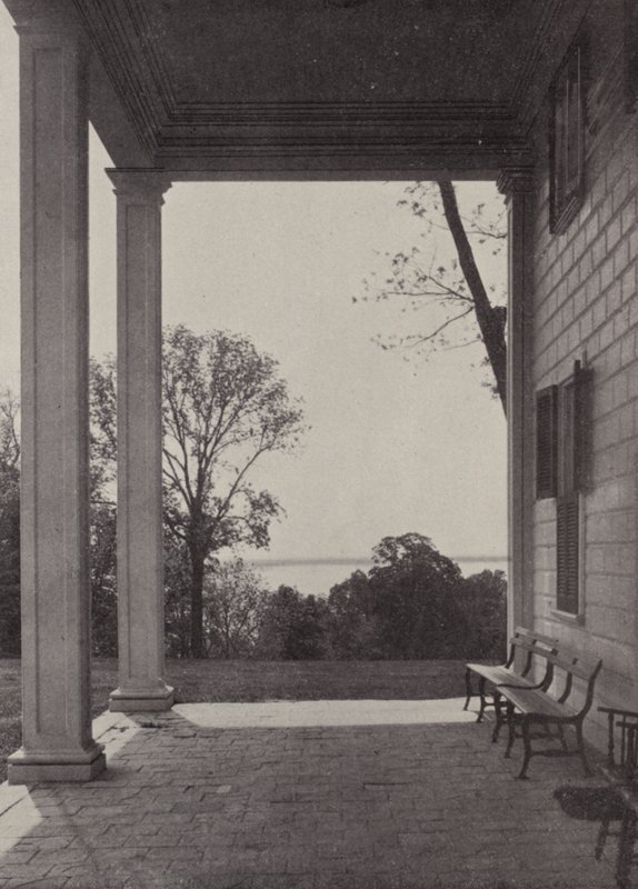 Mount Vernon: Portico est da American Photographer (after)