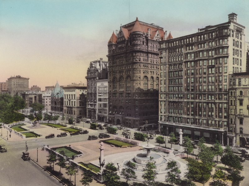 New York: La Piazza e la Fontana Memoriale di Pulitzer da American Photographer (after)