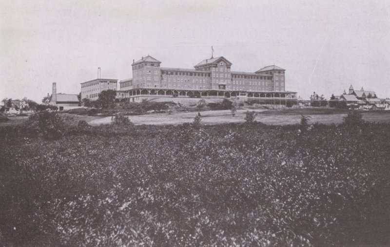 Old Orchard House, Maine: Fronte oceano da American Photographer (after)