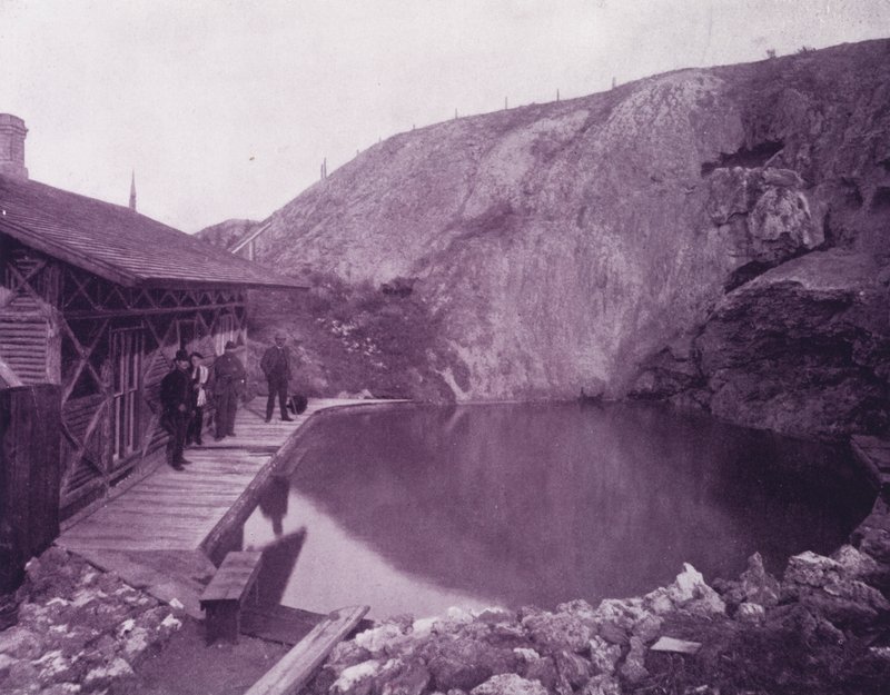 La piscina alle Banff Hot Springs, British America da American Photographer (after)