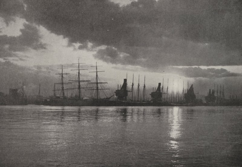 Boston: "Outward Bound" (foto b/n) da American Photographer