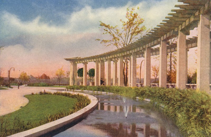 Chicago: Pergola nel parco Douglas (foto a colori) da American Photographer
