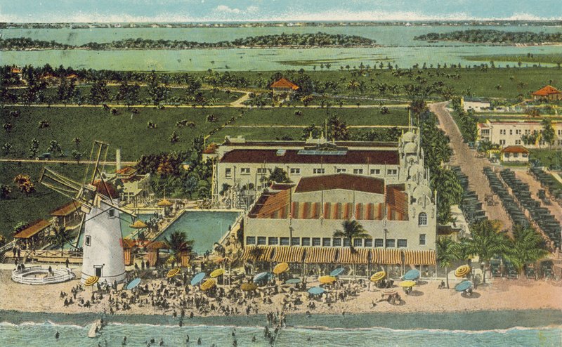 Miami, Florida, 1925 circa: Casinò di Miami Beach (foto a colori) da American Photographer