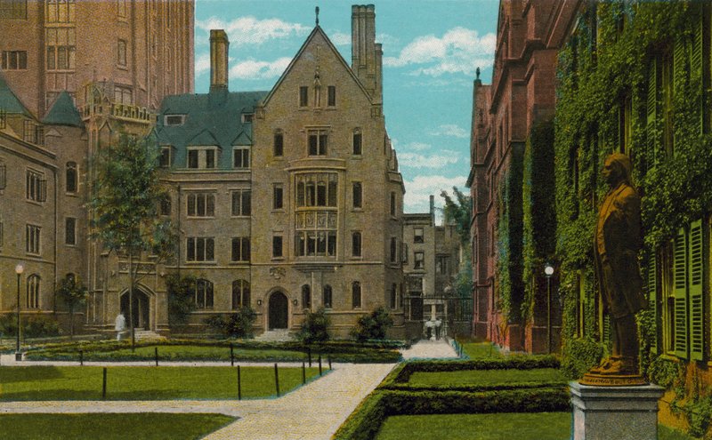 New Haven, Conn: Bingham Hall e Connecticut Hall, Università di Yale (foto a colori) da American Photographer
