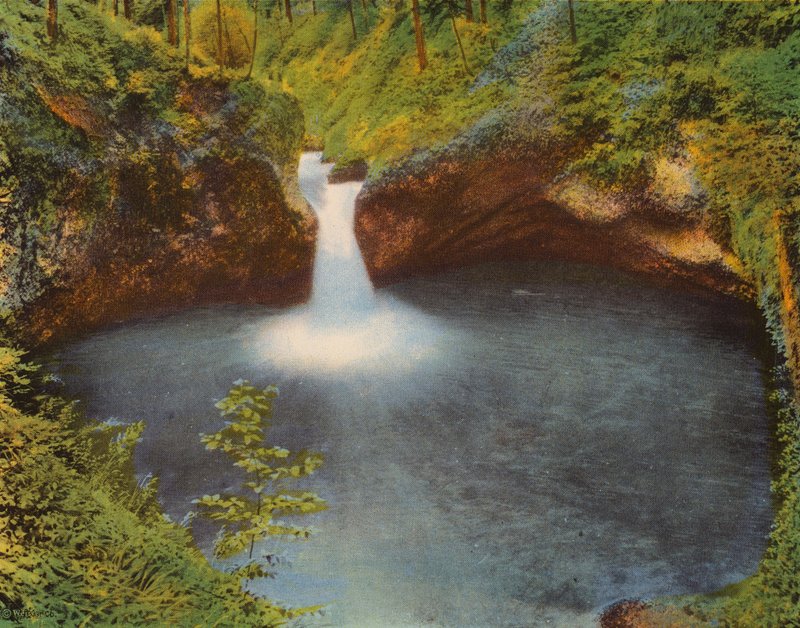 Il Punch Bowl di Eagle Creek (foto a colori) da American Photographer