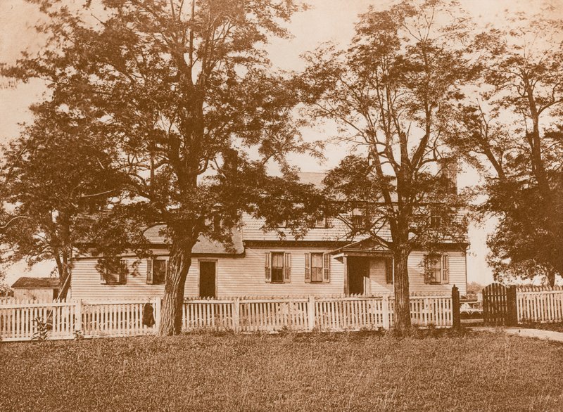 La Casa Moore, Yorktown da American School
