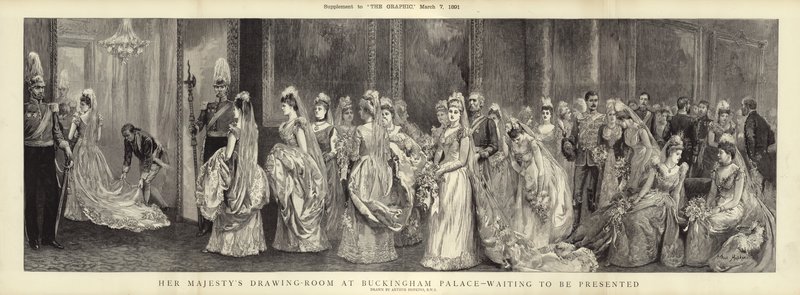 Il salotto di Sua Maestà a Buckingham Palace, in attesa di essere presentato da Arthur Hopkins