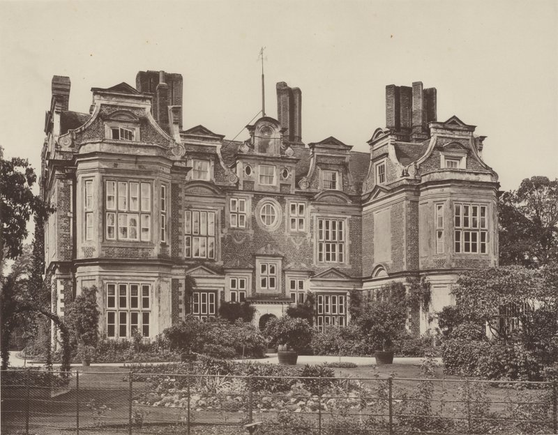 Swateley Hall, Uxbridge, il Fronte del Giardino da Charles Latham