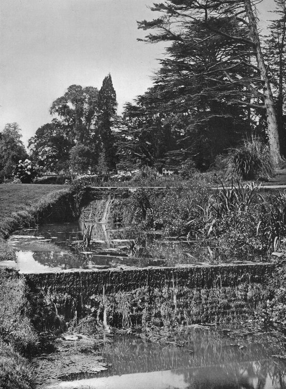 Le Cascate del Giardino da Charles Latham