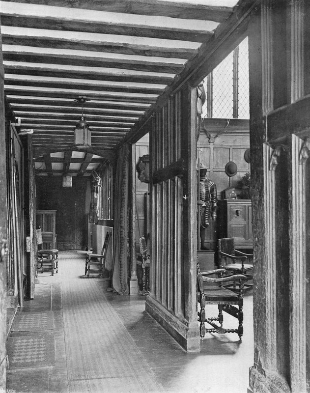 Lo Schermo della Sala da Charles Latham