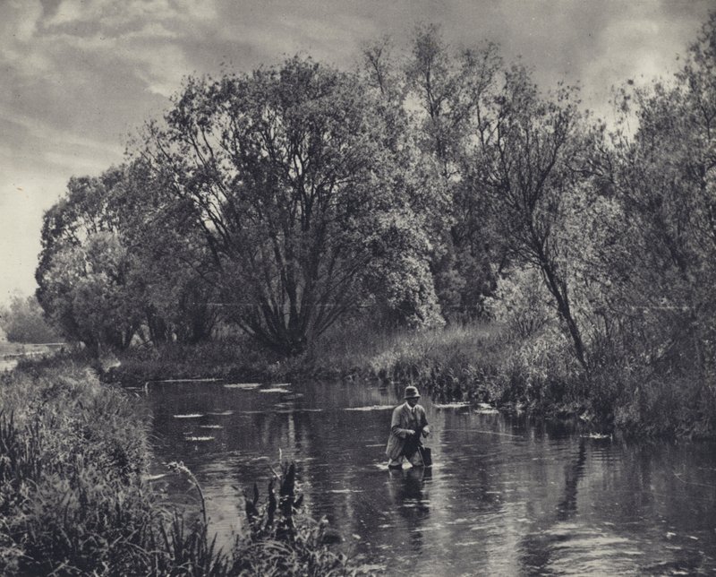 Su un affluente di prova (foto in bianco e nero) da Edward Alfred Barton