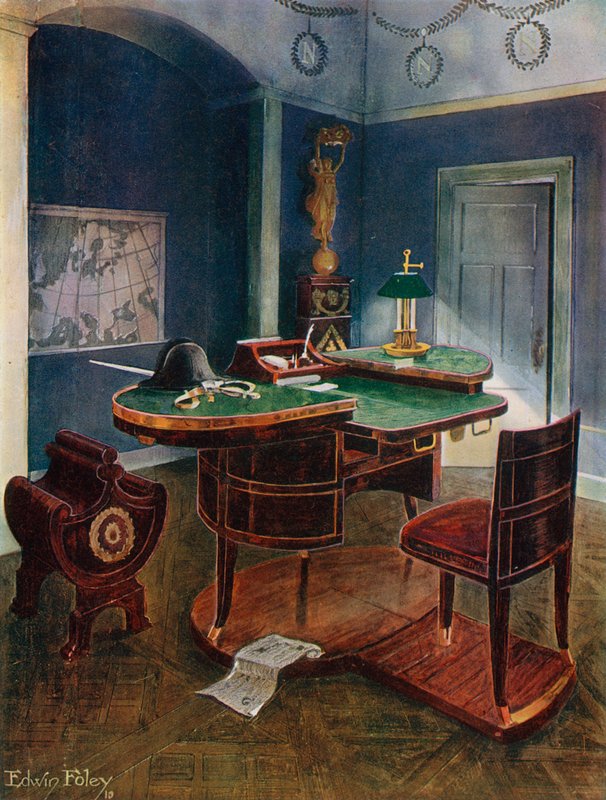 Bureau de Campagne e Bureau en Boite di Napoleone I, Chateau de la Malmaison, Francia da Edwin John Foley
