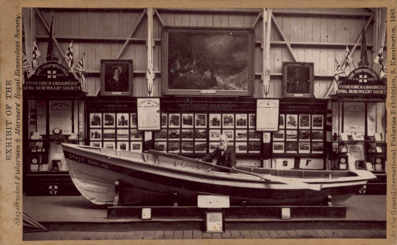 Un modello della barca di Grace Darling da English Photographer