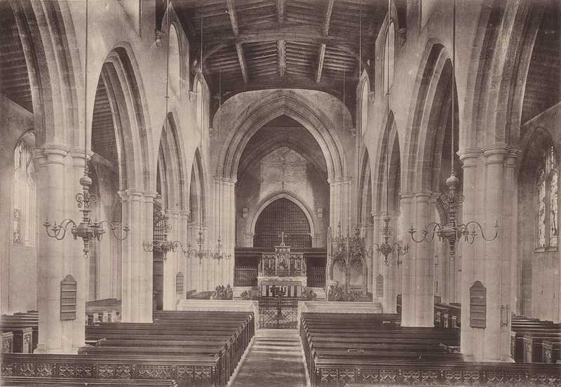 Arundel: Interno della Chiesa Parrocchiale da English Photographer