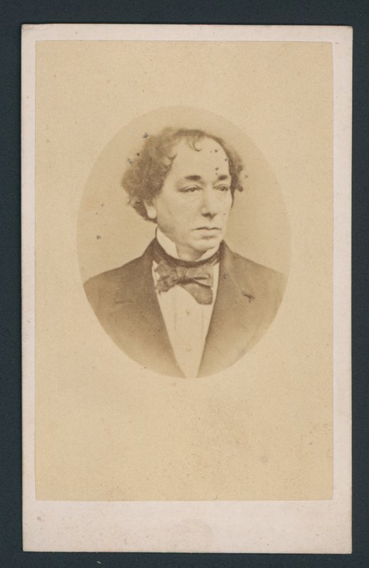 Benjamin Disraeli, carte de visite da English Photographer