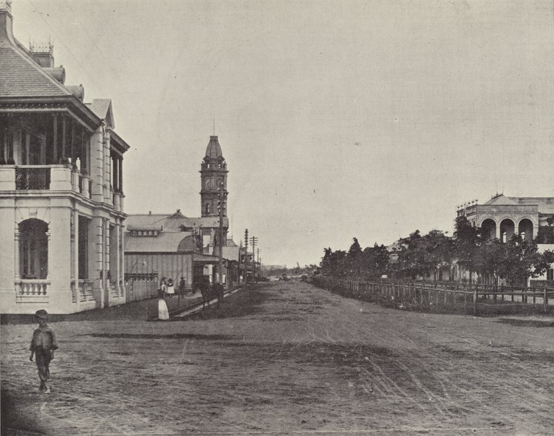 Bourbon Street, Bundaberg, Queensland da English Photographer