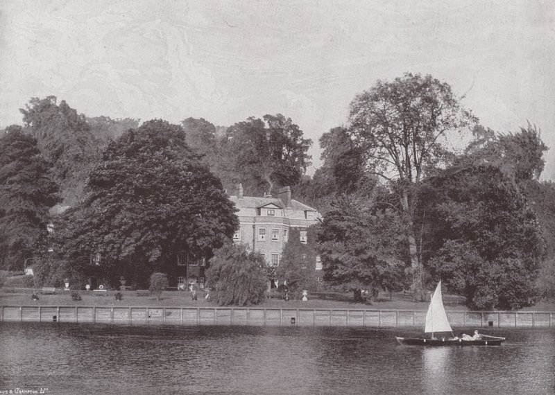 Casa di Buccleuch, Richmond da English Photographer