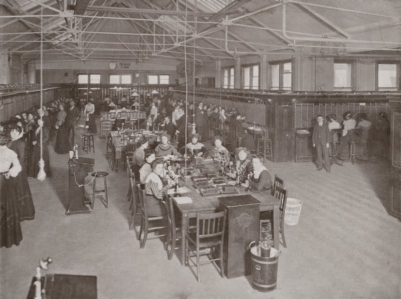 Central London Post Office Telephone Exchange, Carter Lane, East Central da English Photographer