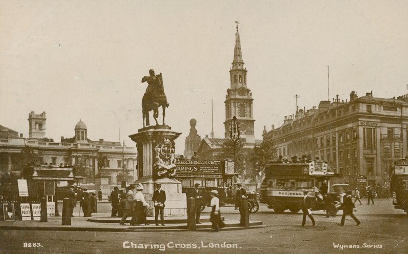 Charing Cross, Londra da English Photographer