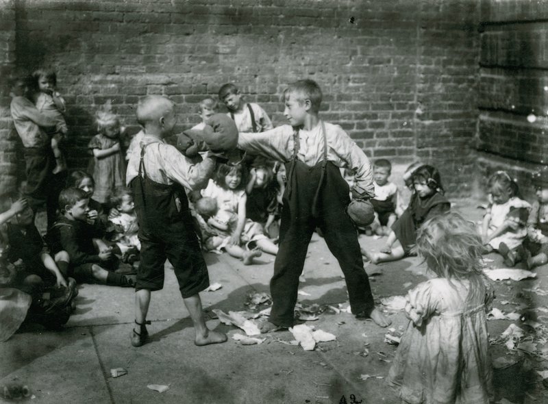 Povertà infantile, Londra da English Photographer