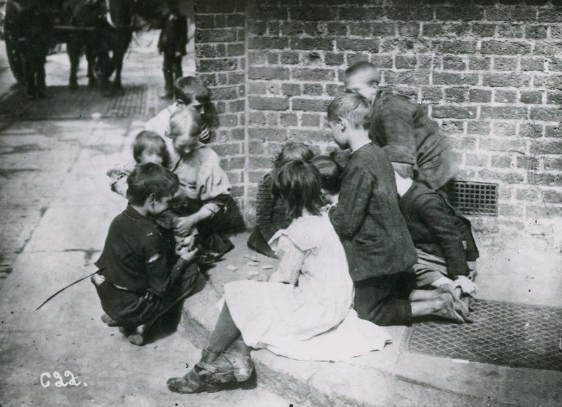 Povertà infantile, Londra da English Photographer