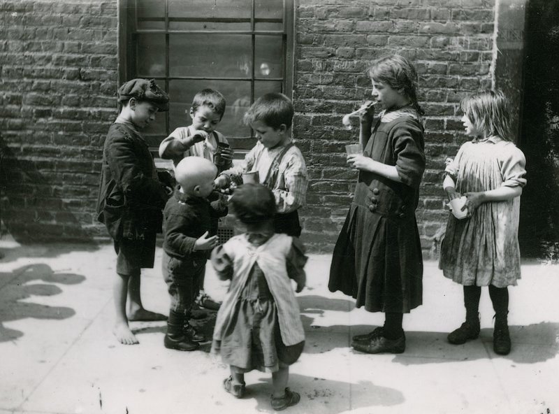 Povertà infantile, Londra da English Photographer